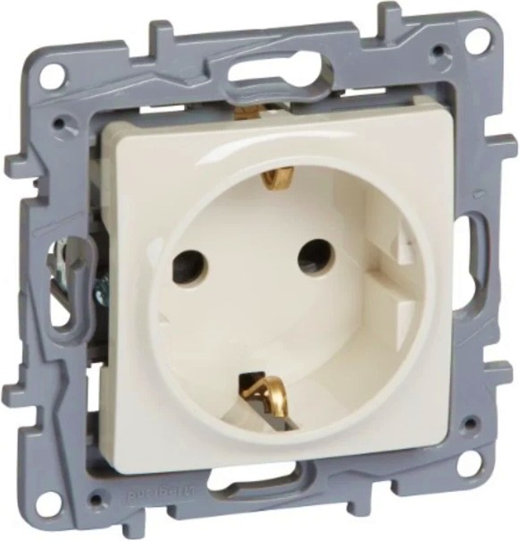    2M Legrand -      Niloe - 