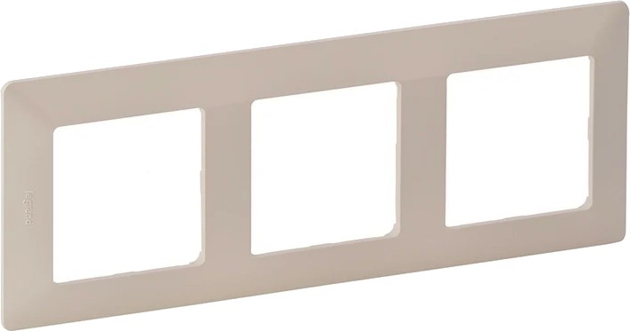       3 x 2M Legrand -  3 x 2    Valena Life - 