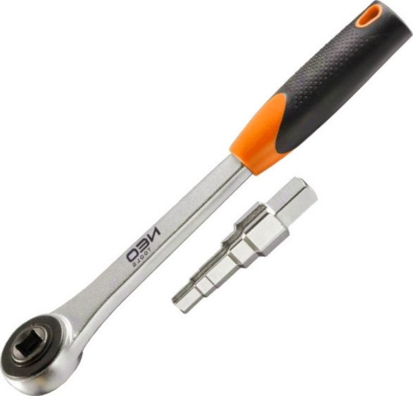Тресчотка с накрайник 1/2" Neo Tools CR-V Тресчотка с накрайник 1/2" Neo Tools CR-V -