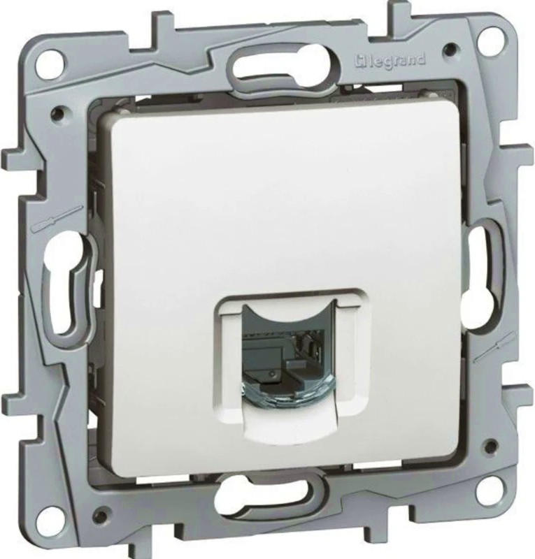    Legrand RJ45 UTP -      Niloe - 
