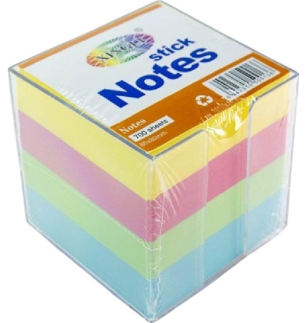 Самозалепващи листчета в пастелни цветове Самозалепващи листчета в пастелни цветове - 700 листчета с размери 8 x 8 cm в поставка -