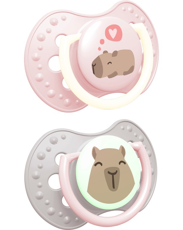 Флуоресцентни динамични залъгалки със симетрична форма Lovi Dynamic CapiChill Флуоресцентни динамични залъгалки със симетрична форма Lovi Dynamic CapiChill - 2 броя, за 0-6 месеца - залъгалка