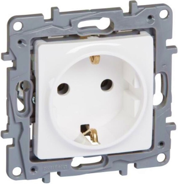   2M Legrand -      Niloe - 