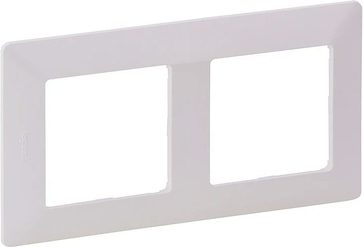       2 x 2M Legrand -  2 x 2    Valena Life - 