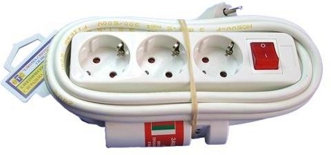 Разклонител с 3 гнезда ETC 73-931 Разклонител с 3 гнезда ETC 73-931 - С дължина на кабела 3 m и ключ -