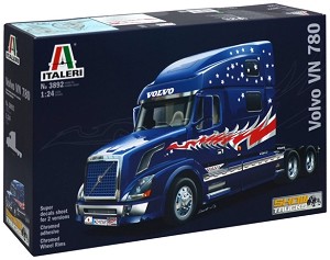 Влекач - Volvo VN 780 - Сглобяем модел — Italeri 3892