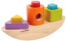 Дървена лодка с фигури и форми PlanToys — 5429