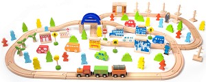Дървено влакче с релси и аксесоари Classic World - Град — 4164