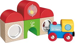 Дървена гара с влакче HaPe — E3802