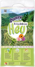 Сено за декоративни зайчета и гризачи bunny Nature - 500 г, със свежа трева и цветове на растения