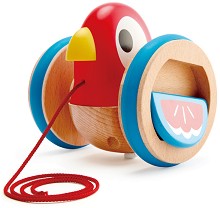 Дървена играчка за дърпане haPe - Пиленце