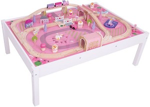 Влакова писта върху масичка Bigjigs Toys - Магически свят - С аксесоари от серията Rail — BJT047
