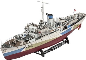 Военен кораб - H.M.C.S. Snowberry - Сглобяем модел — Revell 05132