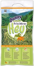 Сено за декоративни зайчета и гризачи bunny Nature - 500 г, със свежа трева и моркови