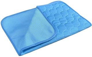 Охлаждаща постелка за кучета Nobby Light — 100 × 70 см