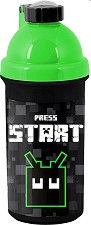 Детска пластмасова бутилка Paso - С вместимост 550 ml от серията Press Start — PP22AM-3021