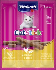 Лакомства за котки Vitakraft Cat Stick - 18 г, с птиче месо и черен дроб, от серията Classic