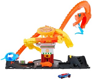 Писта Змия в пицарията - Mattel - С количка на тема Hot Wheels — HTN81
