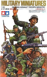 Немски войници в атака - Комплект от 8 сглобяеми фигури — Tamiya 35030