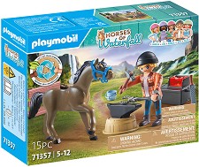 Playmobil Horses of Waterfall - Ковачът Бен и Ахил — 71357