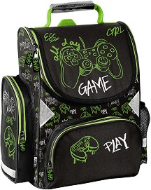 Ученическа раница с капак Paso - От серията Play Game — PP25GC-525